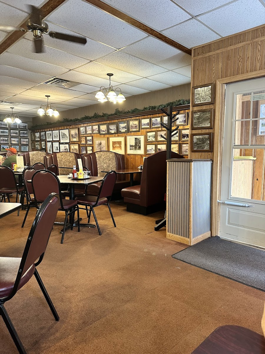 River Bend Family Restaurant-3